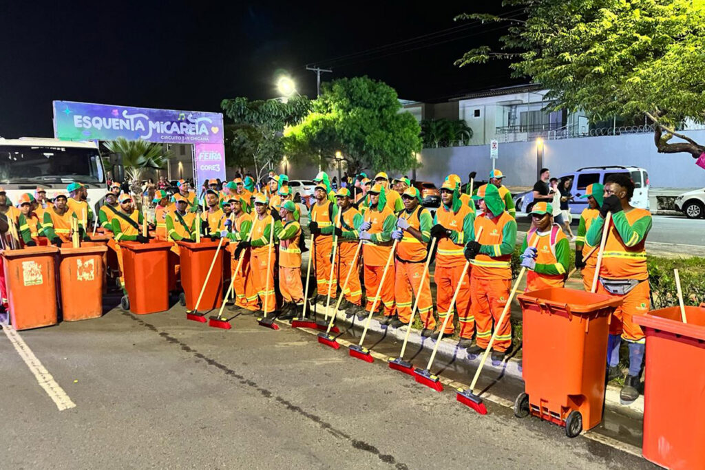 Bloco da Limpeza já deu o grau na avenida Fraga Maia