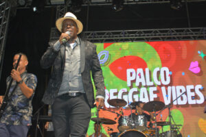 Kevin Isaacs movimenta Palco Reggae Vibes
