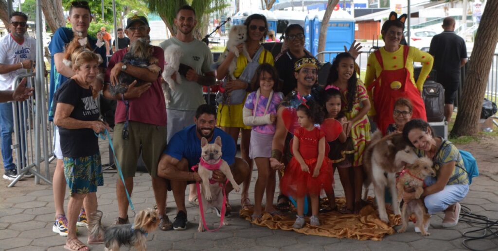 “Bom pra cachorro”: Último dia da Pet Folia é marcado por muita música