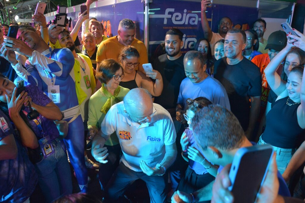 Com todo o gás, José Ronaldo dança ao ritmo de É o Tchan!